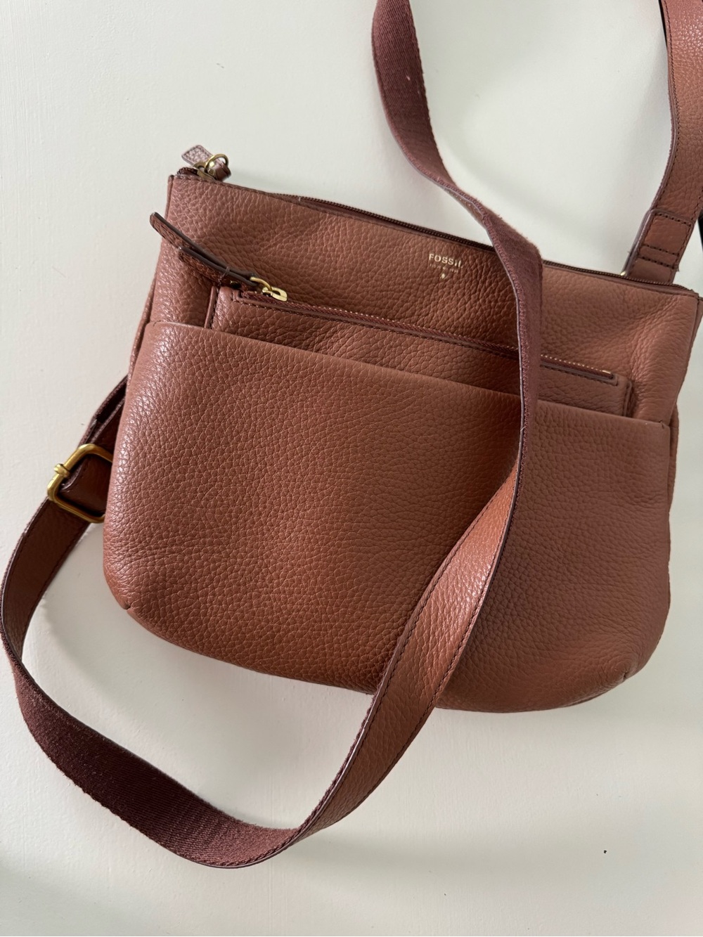 Fossil Women's Leather Crossbody Bag in Brown